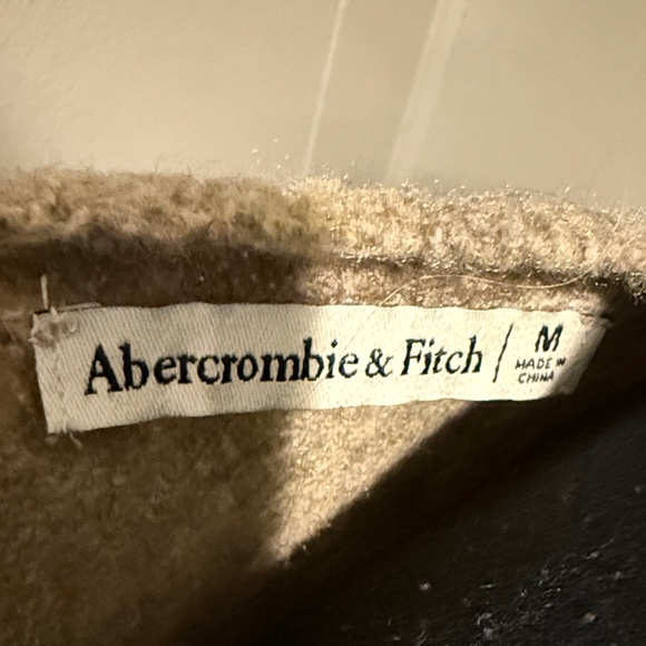 B27 Abercrombie & Fitch Women Medium Tan Gray Crew Neck Sweater Short Sleeve - Picture 2 of 6